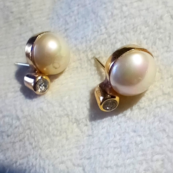 Dior Vintage Gold and Pearl Stud Earrings